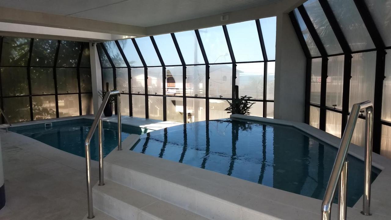 Hotel Santa Paula Гуаратуба Экстерьер фото